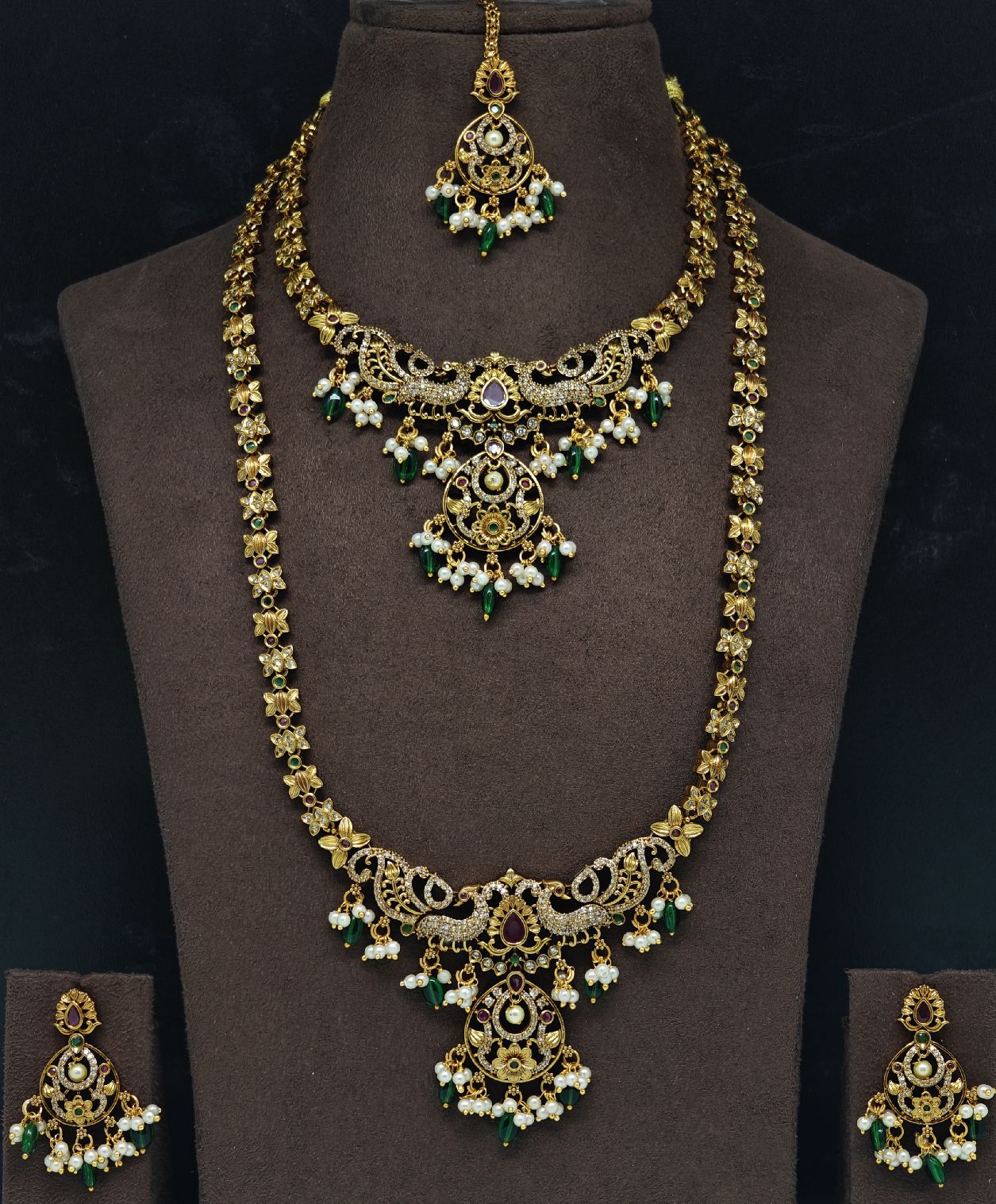 Radha's Jewellery Model 029