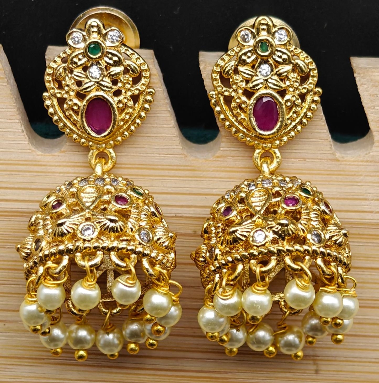 Radha's Jewellery Basic  Model 042