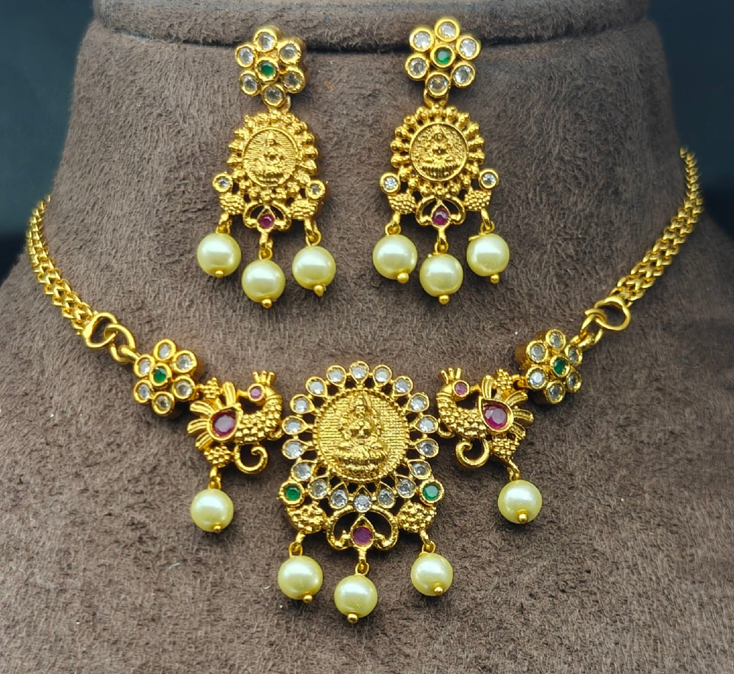 Radha's Jewellery Basic  Model 050